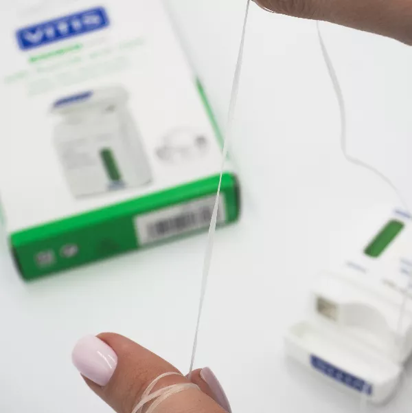 Межзубная нить VITIS® плоская (зеленая) 50м